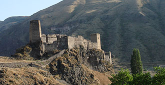 Eindrückliche Festung Khertvisi auf Felssporn