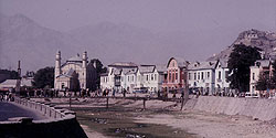 Moschee und Stadtzentrum Kabuls