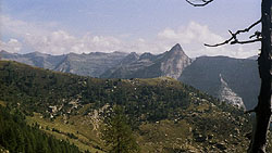 Alpe di Sgiof mit dem Poncione d'Alnasca